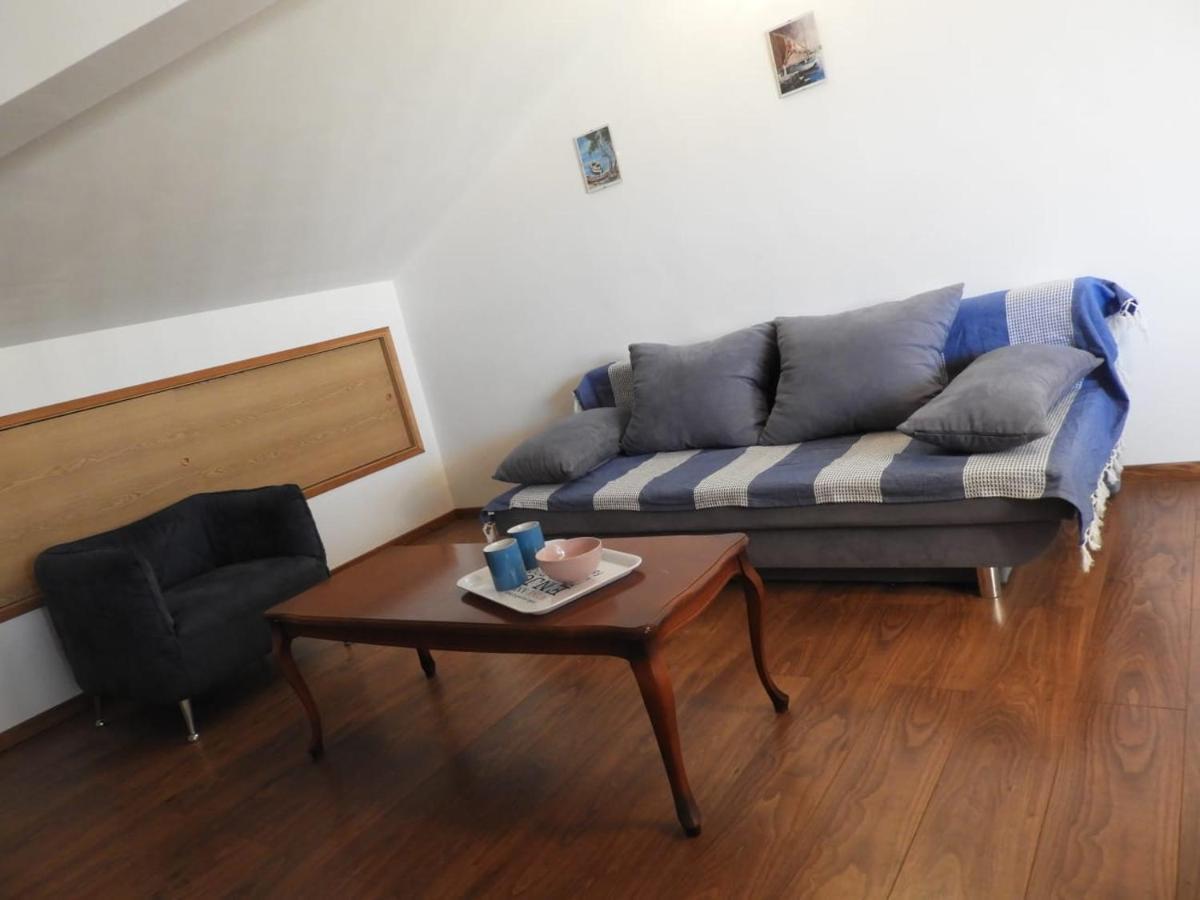 Villa Bilota โตรกีร์ ภายนอก รูปภาพ